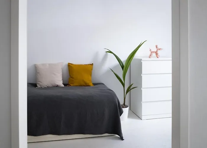 With Fireplace Near Underground شقة برلين